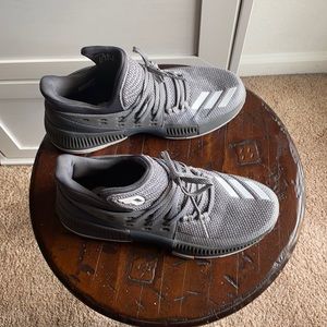 Damian Lilliard 3 adidas basketball shoes size 6